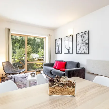 Quercus Contactless Check-in Hotel apartamentowy 3*