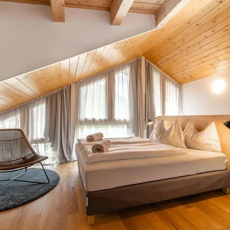 Quercus Contactless Check-in 4* Patergassen