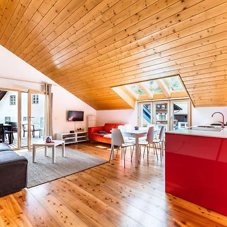 Quercus Contactless Check-in 4*