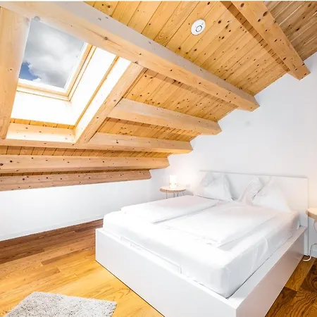 Quercus Contactless Check-in Hotel apartamentowy