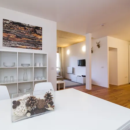 公寓式酒店 Quercus Contactless Check-in 4*