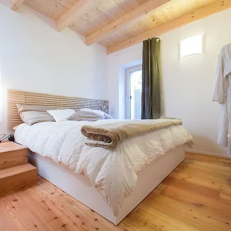 Quercus Contactless Check-in 公寓式酒店 4*