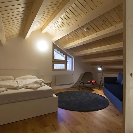 Quercus Contactless Check-in Hotel apartamentowy