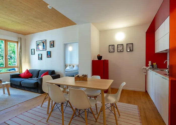 Quercus Contactless Check-in