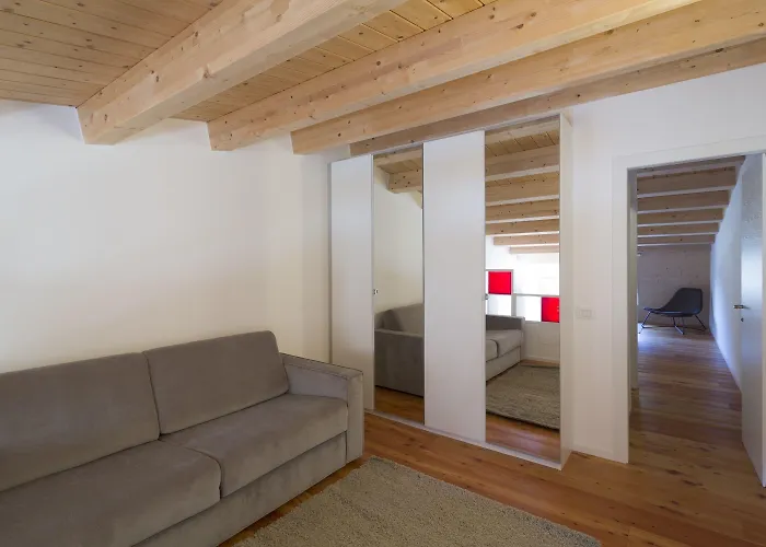 Quercus Contactless Check-in Apartmanhotel 4*