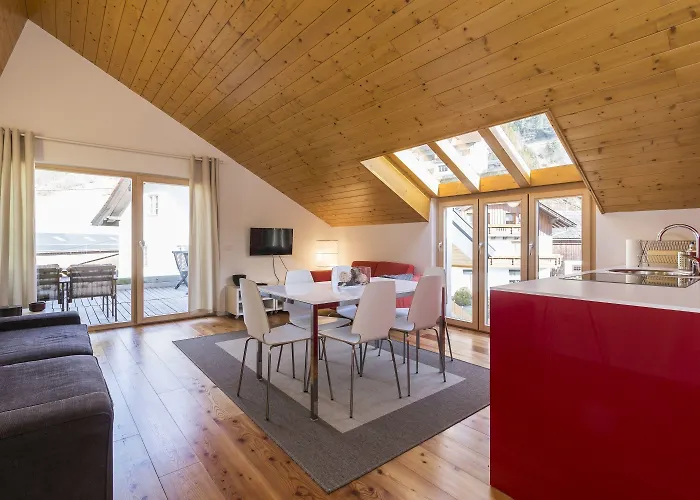 Aparthotel Quercus Contactless Check-in 4*